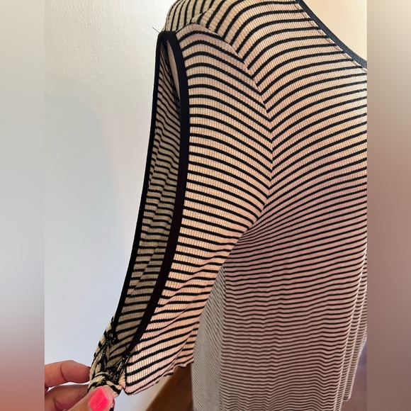 Maurices short split sleeve striped top in black and cream. - Picture 4 of 7